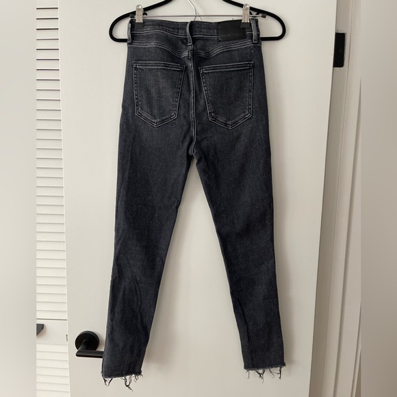 Aritzia Denim Forum The Lola Skinny Highrise Jeans - Picture 4 of 5